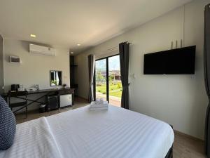 Et tv og/eller underholdning på Na Khonglong