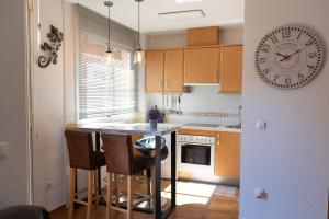 Kuchyň nebo kuchyňský kout v ubytování Apartamento Marina de Torrox + 37 fotografií