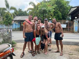 משפחה שוהה ב-topp stay hostel
