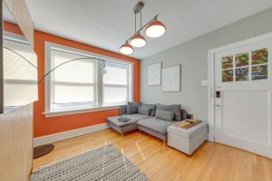 Fotografie z fotogalerie ubytování Inviting St Louis Apartment - Great Location! v destinaci Lemay