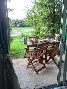 Vonkajšia záhrada v ubytovaní Studio Cabine RDC Pied des Pistes