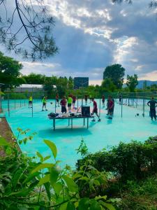 Majutusasutuse Kriva Resort külastajad