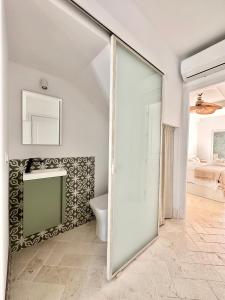 Zdjęcie z galerii obiektu Apartamento dúplex con piscina privada en terraza w mieście Alcalá de Guadaira