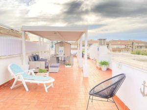 Balkón nebo terasa v ubytování TheHavenEscape Penthouse Pool & Sea View near Barcelona