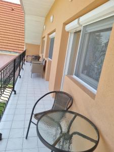 Balkón alebo terasa v ubytovaní Lilian apartmanház