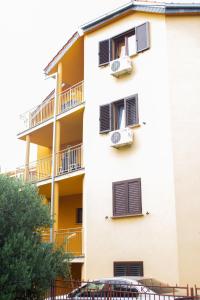 Afbeelding uit fotogalerij van Vasto Apartments in Kaštela