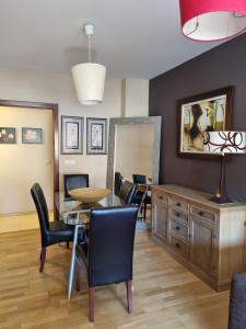 Μια τηλεόραση ή/και κέντρο ψυχαγωγίας στο Barosa rooms