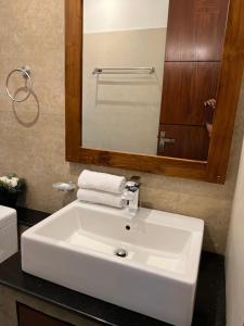 Koupelna v ubytování Silina Airport Residence & Transit Hotel + 37 fotografií