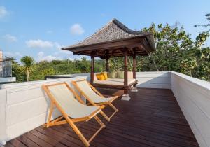Балкон или терраса в SUNNYRENT Villa Hills house with private Pool and Outstanding View in Jimbaran
