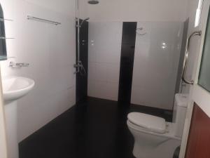 Ванна кімната в Sohili 3R Resort Ella