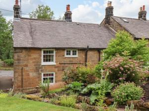 Aed väljaspool majutusasutust The Old Sweet Shop