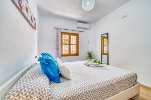 Posteľ alebo postele v izbe v ubytovaní Ideal Property Mallorca - Villa Xisco