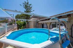 Bazén v ubytovaní Ideal Property Mallorca - Villa Xisco alebo v jeho blízkosti