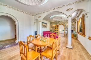 Posedenie v ubytovaní Ideal Property Mallorca - Villa Xisco