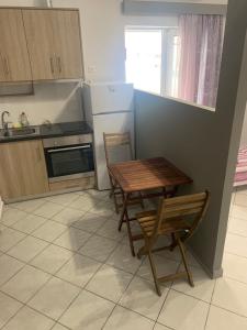 Kuchyňa alebo kuchynka v ubytovaní Garden Lefkanti, 4season Plaza Room