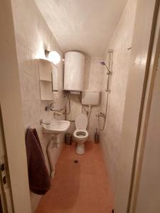 Ένα μπάνιο στο Surf house