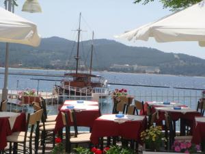 Φωτογραφία από το άλμπουμ του LUXURY FAMILY APARTMENT στον Νέο Μαρμαρά