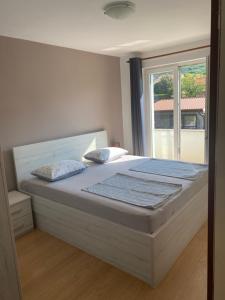 Φωτογραφία από το άλμπουμ του Apartments Nautica σε Barbat na Rabu