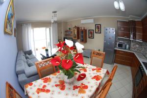 Gallery image of Alban sea view apartment in Sarandë
