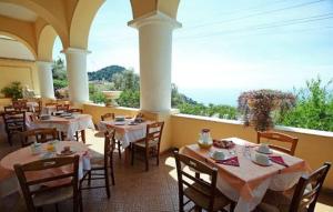 Gallery image of Hotel Esperia in Capri