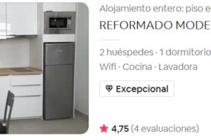 Ein Screenshot einer Küche mit einem Bild eines Kühlschranks in der Unterkunft MODERN COMFORT RENOVATED CANTERAS in Las Palmas de Gran Canaria