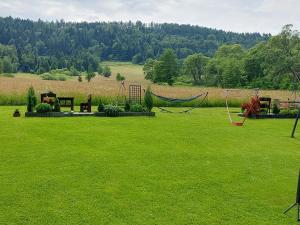 Vonkajšia záhrada v ubytovaní Domek Limba