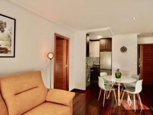 Гостиная зона в 1E.Tranquilo y soleado en la Plaza de las Mercedes +10 фотографий