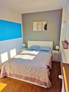 Postel nebo postele na pokoji v ubytování Parkowy - Sweet House