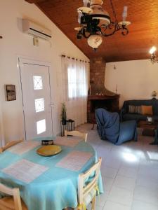 A seating area at Tota's Family House