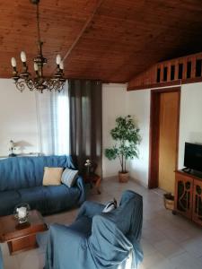 A seating area at Tota's Family House