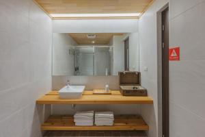 Koupelna v ubytování Hou Shan Ren Jia B&B Hall A