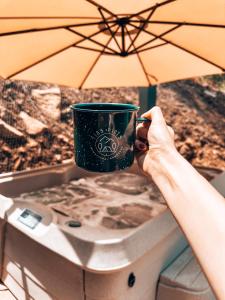 El RodeoTiny Pines A-Frame Cabin, Domes and Luxury Glamping Site的相册照片