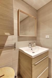ห้องน้ำของ Appartement cosy, confortable et idéalement situé