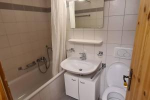 Koupelna v ubytování Appartement 3.5 Nendaz