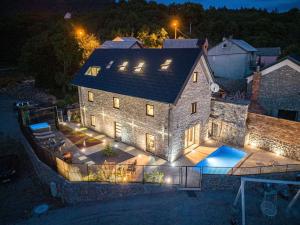 Swimmingpoolen hos eller tæt på Heritage Villa Velebit Soul
