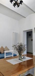 A seating area at Villa Elvira