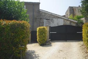 Fotografie z fotogalerie ubytování Lou mas li Pitchoun "Le Prunier " v destinaci Gordes