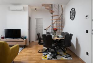 Posezení v ubytování Zara Sunset Apartment