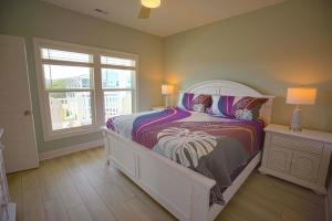 Postel nebo postele na pokoji v ubytování Sally's Sandcastle + 80 fotografií