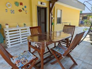 Patio alebo iná vonkajšia časť ubytovania Casa Parco Aranci