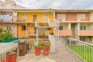 Balkón alebo terasa v ubytovaní Cakic apartmani
