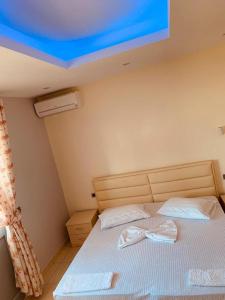 Fotografie z fotogalerie ubytování HOTEL SARDA v destinaci Vau i Dejës