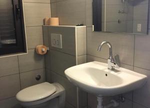 Kúpeľňa v ubytovaní Apartments Vedran