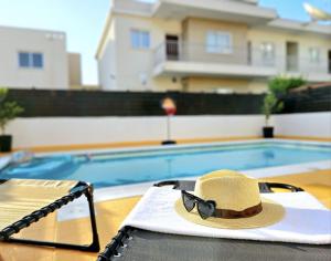 Bazén v ubytování Spacious Villa with Private Pool nebo v jeho okolí