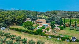 Superbe Villa avec Piscine et vue sur le Village sett ovenfra