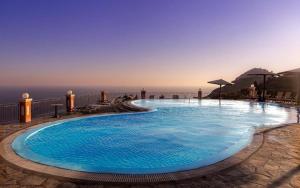 Afbeelding uit fotogalerij van Golden Fox Studios and Suites in Lákones