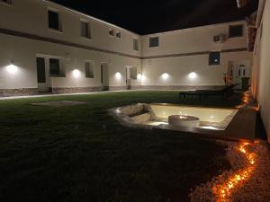 Mynd úr myndasafni af Duplex Oasis Ada í Ada