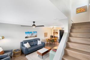 Posezení v ubytování Fun2b1.5ba-central Mesa-community pool/spa