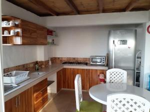 Dapur atau dapur kecil di Casa Las Mantas
