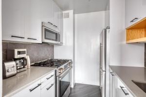 Gallery image of 1BR in Hip E Village w Doorman Gym NYC-150 in New York